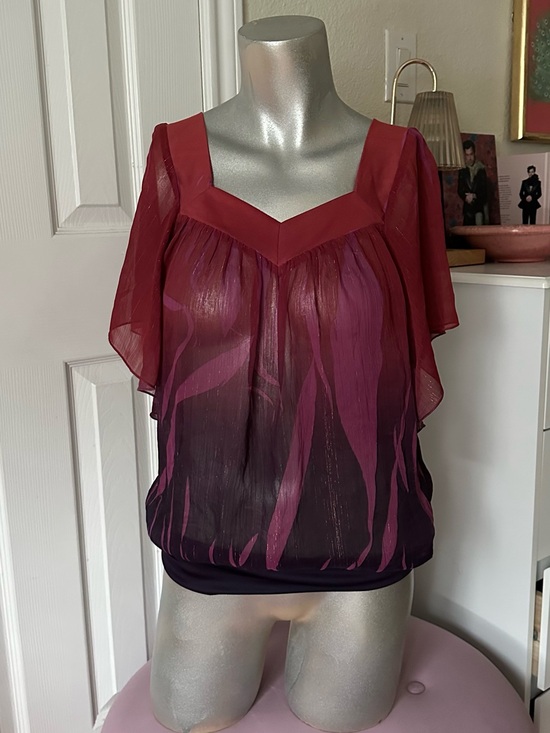 L8teR Tops - Y2K L8ter Rust Red & Purple Ombre Shimmery Flutter Batwing Sleeve Top